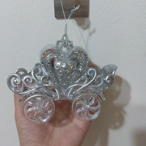 Glittering Carriage Beautiful Festive Holiday Ornaments - Picture 7 of 8